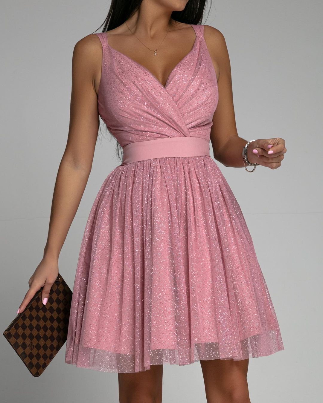 Elegant Glitter Sleeveless Deep V Neck Mesh Women's Party Dress
